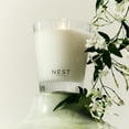 thumbnail image 3 of Jazmín indio Candle NEST New York, 240 ml, con 60 horas de combustión, 3 of 6