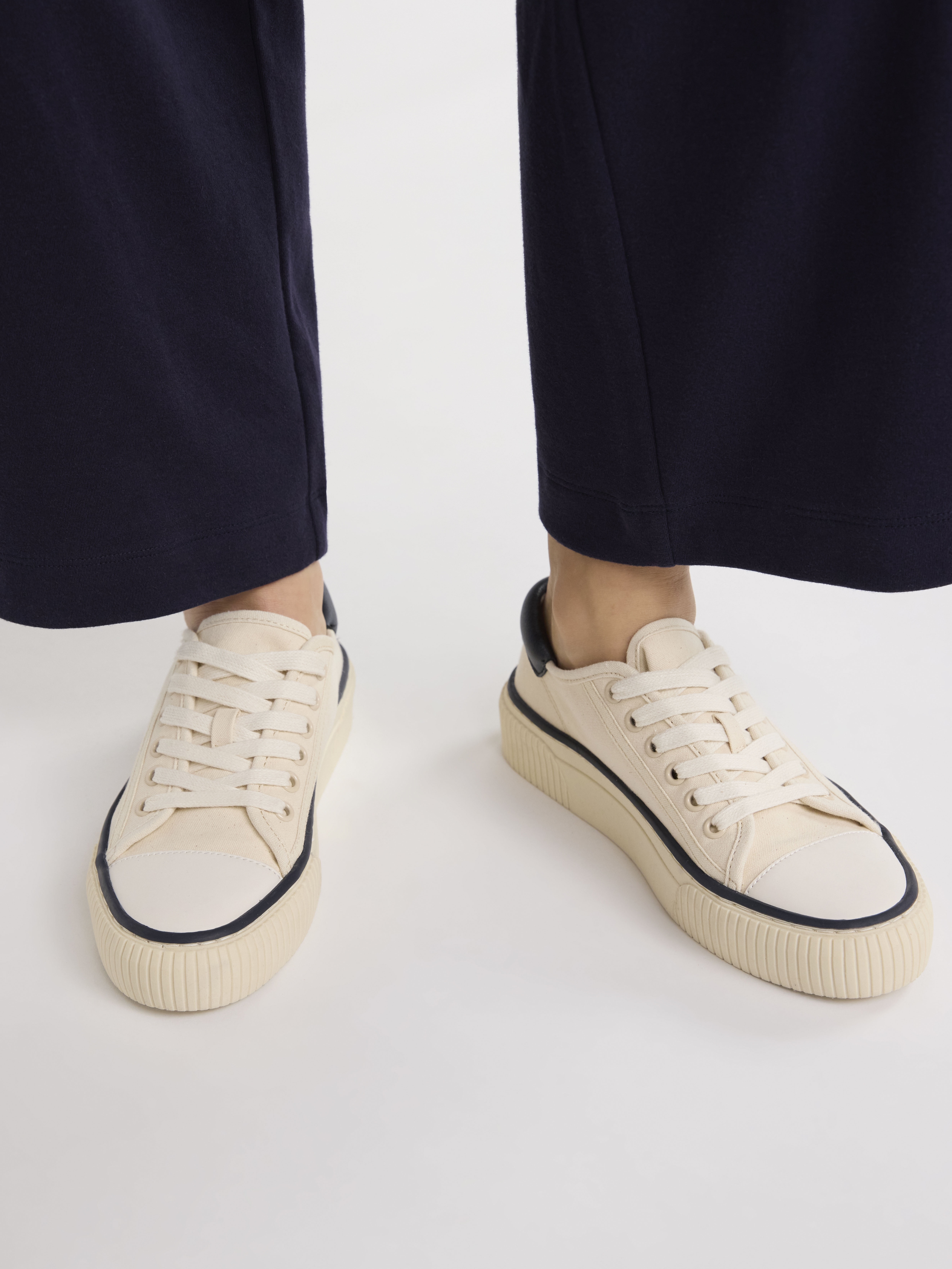 Free Assembly Women's Low Top Canvas Sneakers, Sizes 6-11