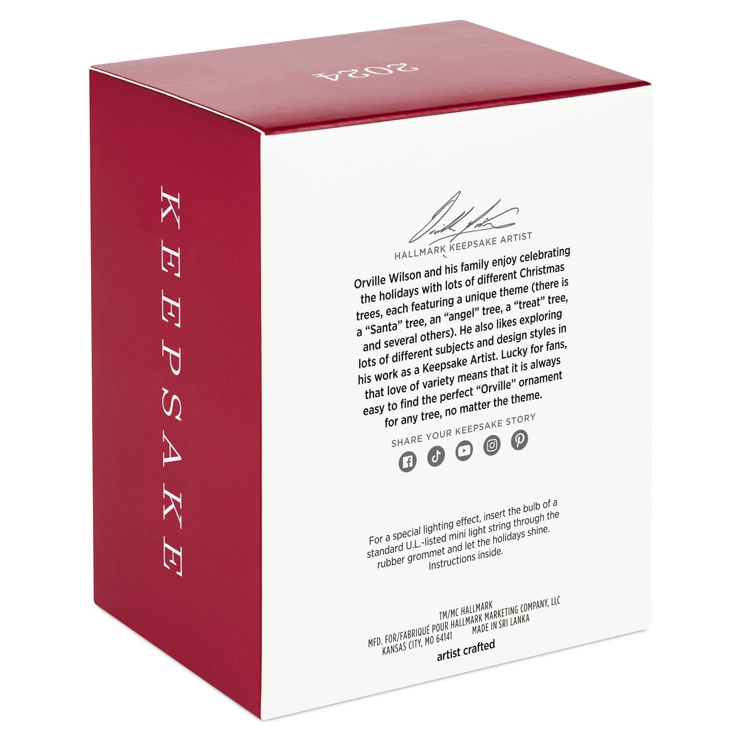 Hallmark Keepsake Christmas Ornament (Harry Potter Madam Malkin's Robes for All Occasions)