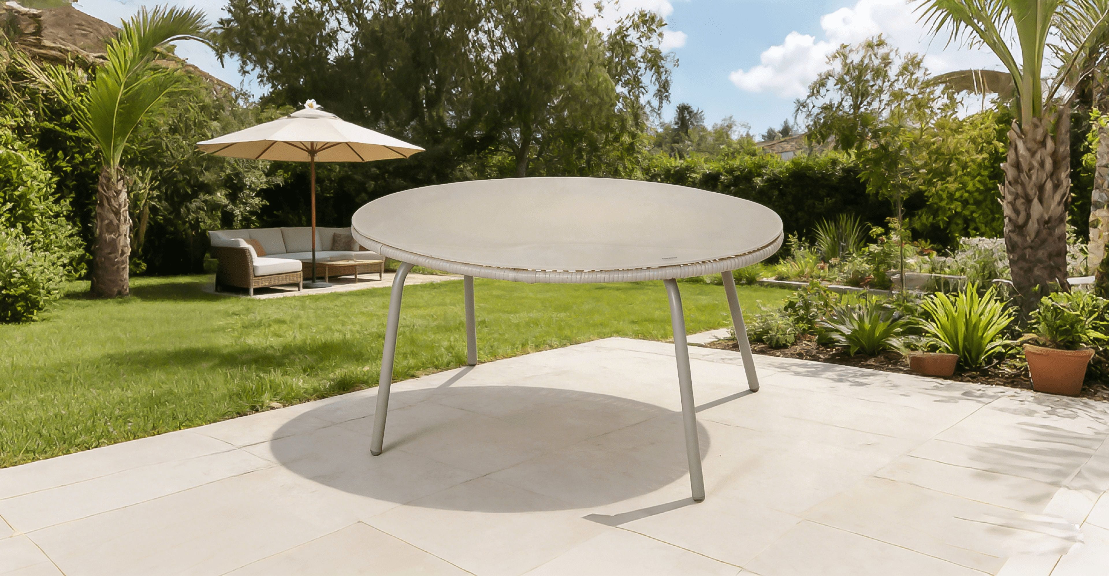 Outdoor Dining Table, Round Rattan Glass Top Table for Garden Patio Backyard, Off White