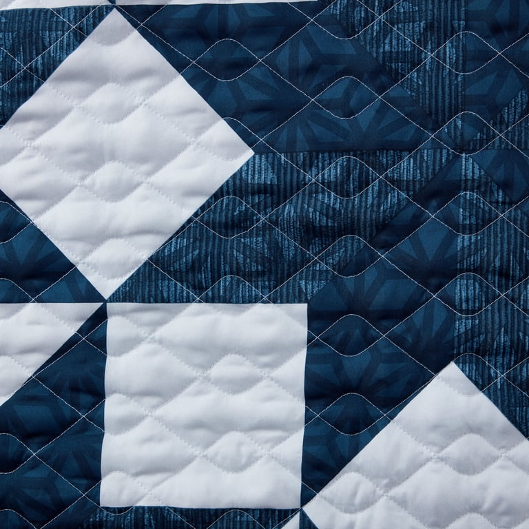 Mainstays Blue Star Quilt Sham, Standard/Queen, 24x30 inches, 100