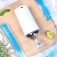 thumbnail image 5 of Sacs de Rangement Alimentaire sous Vide Réutilisables avec Fermeture Éclair, Pompe de Scellage sous Vide Électrique Rechargeable par USB Sans BPA, 5 of 5