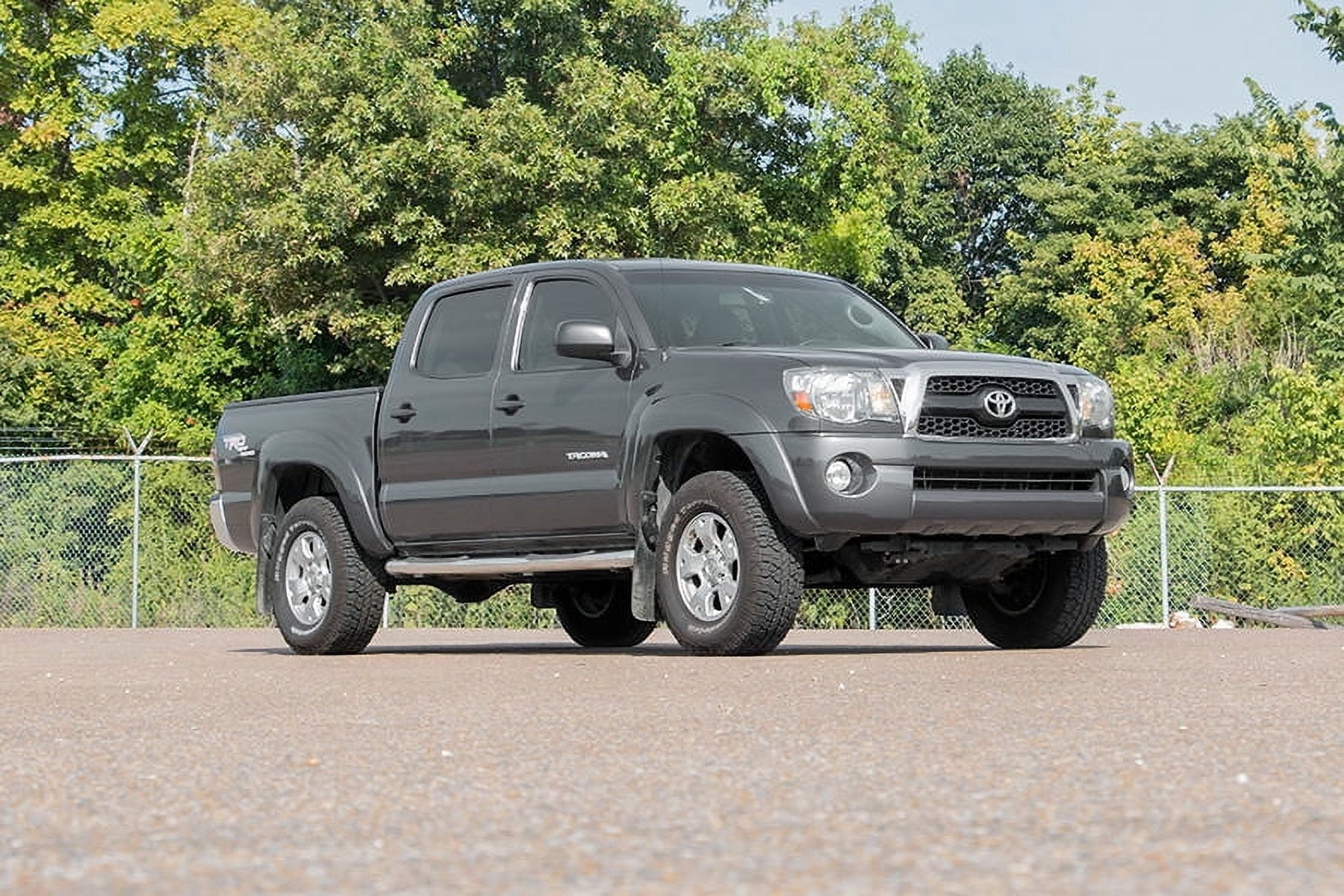 Rough Country 2" Leveling Kit for 05-23 Toyota Tacoma