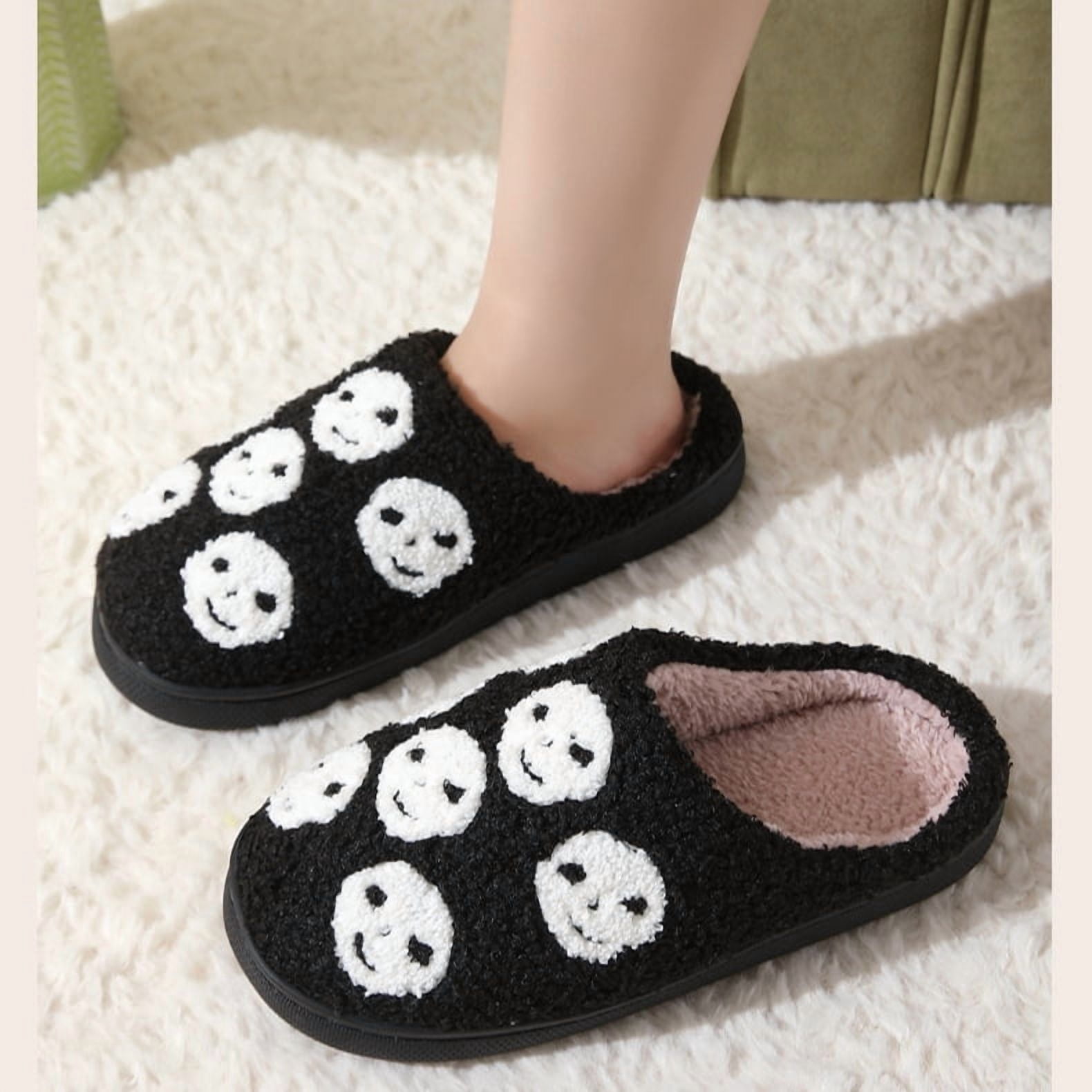 BERANMEY Halloween Slippers for Women Perfect Soft Plush Comfy Warm Slip-On Cute Womens Slippers Indoor Fluffy House Slippers for Women and Men Non-slip Fuzzy Flat Slides