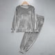 thumbnail image 4 of Conjunto de pijama de terciopelo grueso y cálido para mujer, con cuello redondo, estampado y pantalones de poliéster para invierno., 4 of 5