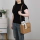 thumbnail image 4 of Botella Bolso Hombro para Mujeres PU Cuero Portátil Viajes Al Aire Libre, 4 of 9