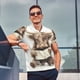 thumbnail image 4 of Fotbe Relaxed Cute Cow Reading Camiseta Polo de Golf para Hombre con Estampado – Camisa Deportiva Transpirable con Cuello Abotonado-Large, 4 of 6