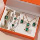 thumbnail image 1 of Reloj de cuarzo con correa de acero para mujer, pequeño reloj verde, conjunto de anillo y caja de regalo, 5 piezas/juego, 1 of 5