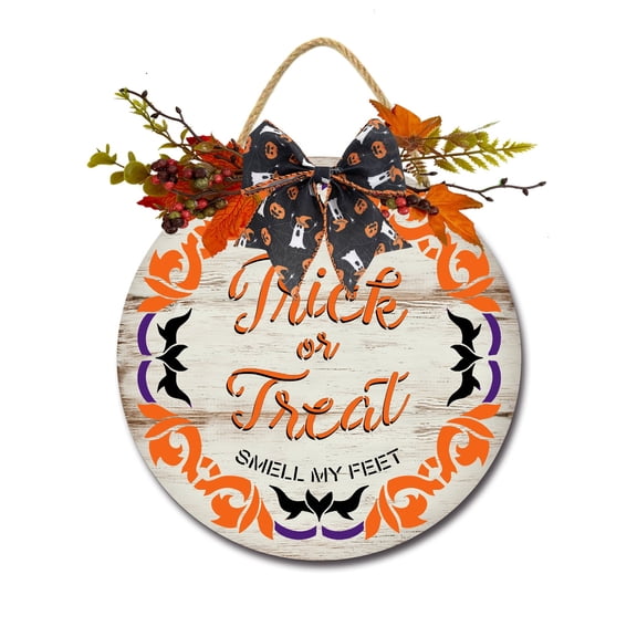 Trick Or Treat Smell My Feet Sign Front Door Porch Decorations, Round Rustic Wood Hanging Sign for Farmhouse Porch Outdoor Home Holiday Front Door Sign Decor