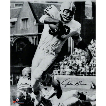NFL - Jim Brown Cleveland Browns Autographed 16x20 Vertical In White Photograph