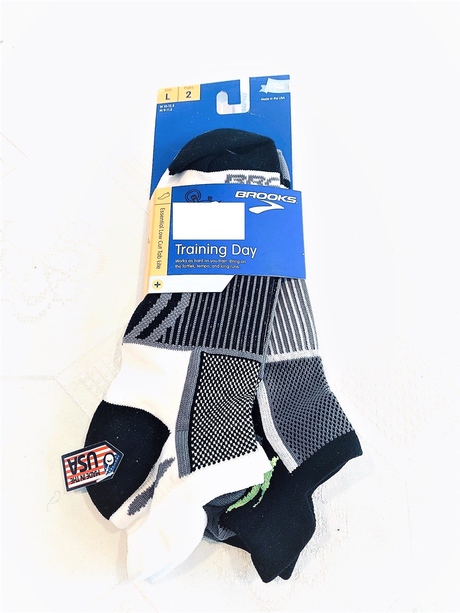 brooks womens socks