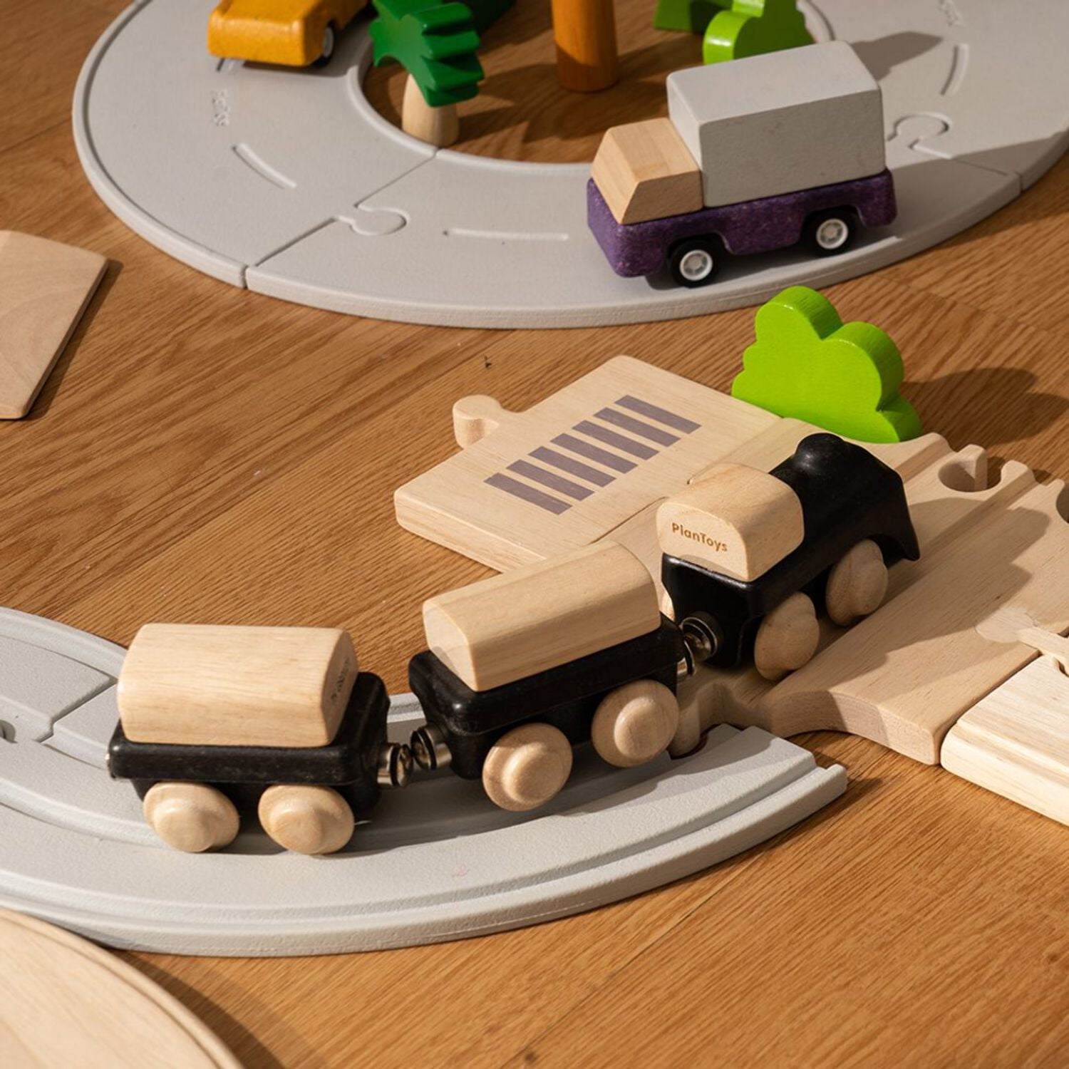 PlanToys® Classic Train Wooden Montessori Vehicle Toy | Early Movement, Imagination and Practical Life Exploration | Eco Friendly Train Set for Indoor and Outdoor Play