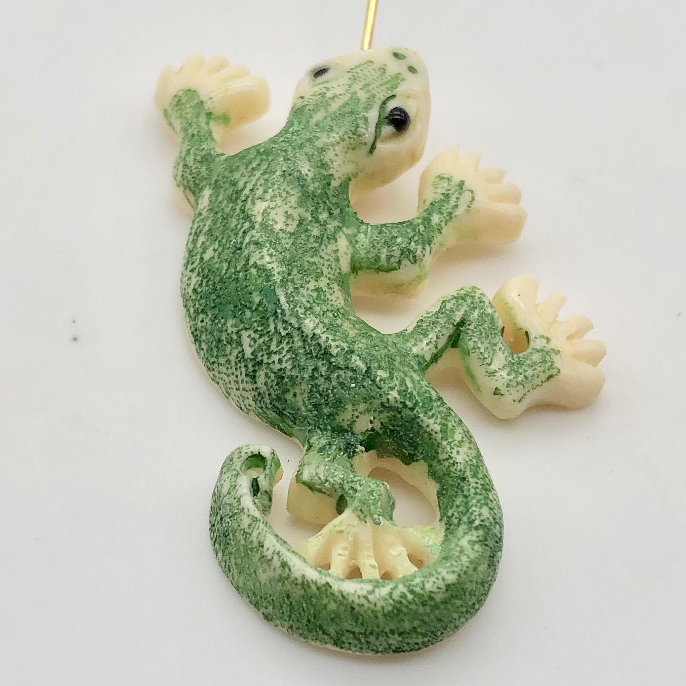 Gecko Bison Beads Gecko Hand Carved Water Buffalo Bone Bead 10753 Jewelry & Beauty ...