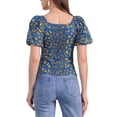 thumbnail image 3 of BLUSA FLORAL PARA MUJER INSPIRADA CHIC CON ESCOTE CUADRADO Y MANGAS ABULLONADAS, ESPALDA ELÁSTICA, TOP CASUAL EN AZUL OSCURO TAMAÑO S, 3 of 6