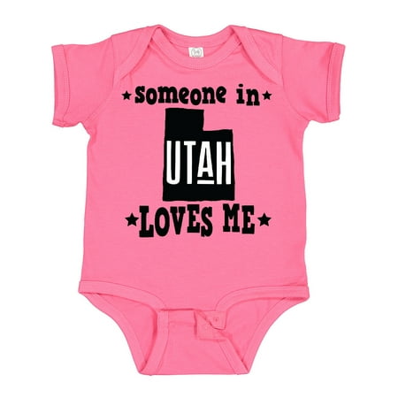 

Inktastic Someone in Utah Loves Me Vacation Gift Gift Baby Boy or Baby Girl Bodysuit