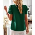 thumbnail image 3 of Blusa con cuello redondo y manga corta de encaje doble, blusa plisada con recorte de color liso para mujer, dama y niña, verde oscuro M, 3 of 5