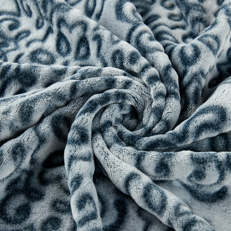 Throw outlet blanket fabric