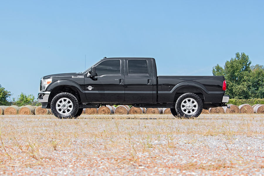 Rough Country 1.5-inch Suspension Leveling Kit