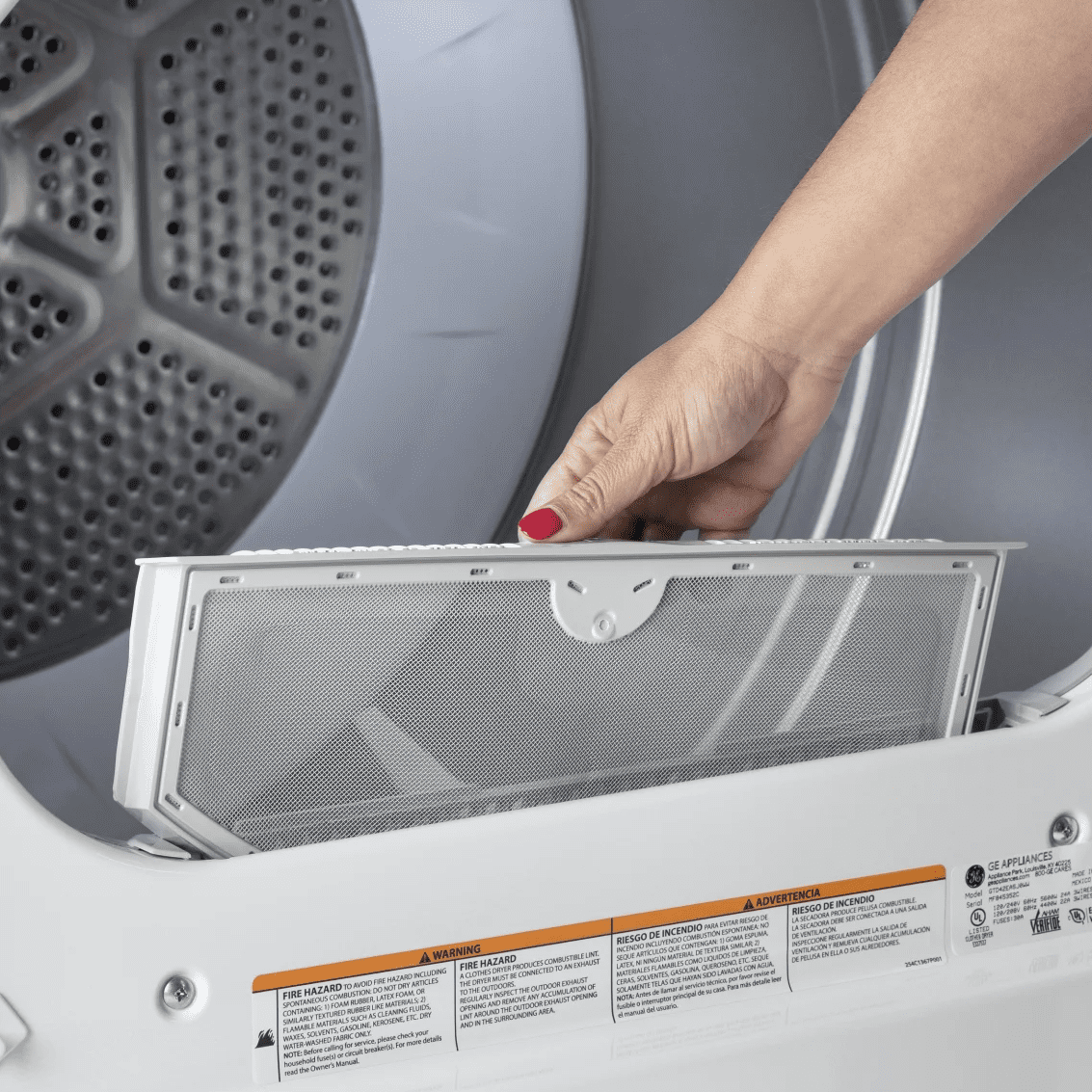 Hotpoint® 6.2 Cu ft. 120 Volts. Gas Dryer Aluminized Alloy Model HTX21PASKWW in White Color.