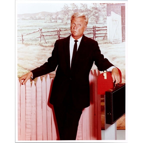 Eddie Albert vintage 8x10 inch photo posing for Green Acres TV series