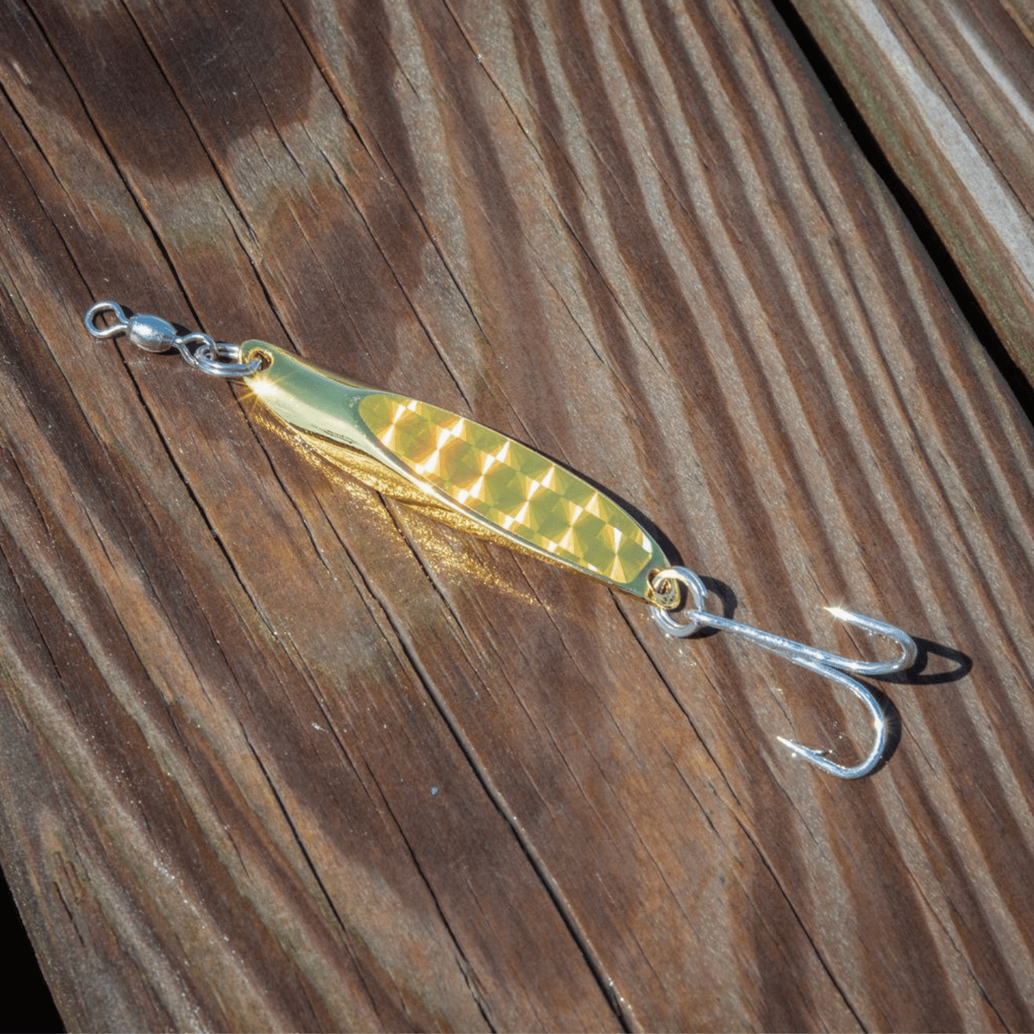 Tsunami Shockwave Fishing Lure 1 oz Gold for Bass Trout and Walleye