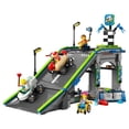 thumbnail image 3 of Set LEGO City Sin Límites: Rampa de Aceleración para Autos de Carreras 60460, 3 of 4