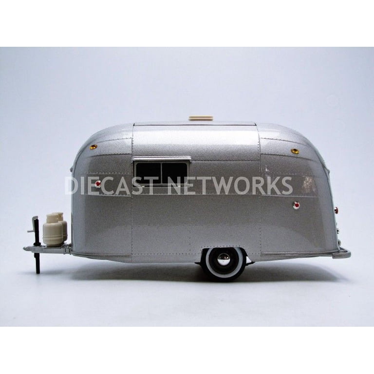 Aluminum Camper Trailer 1/18 Diecast Model by Motorcity Classics