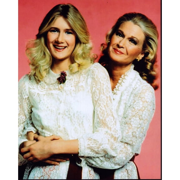 Laura Dern And Diane Ladd In White Lace Photo Print (8 x 10) - Item # MVM56383