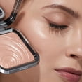 thumbnail image 4 of Iluminador en polvo KIKO Milano Glow Fusion Intense 02, 4 of 6
