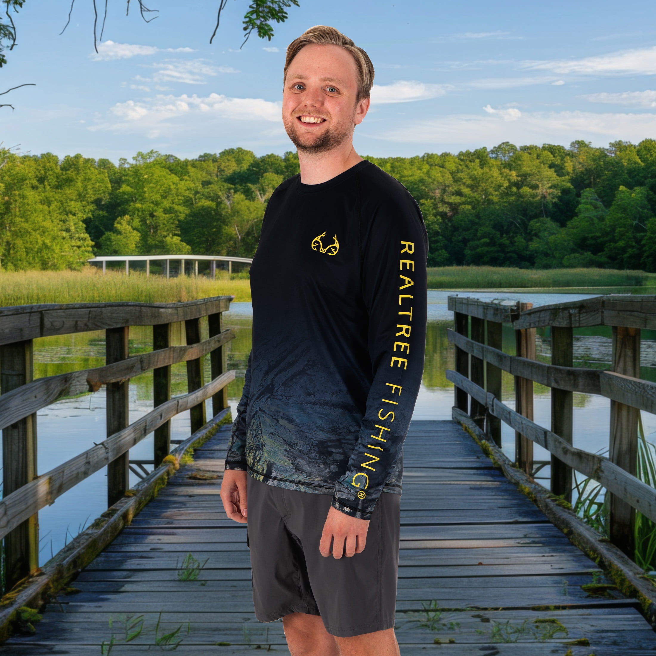 Realtree Men's Long Sleeve Performance Fishing Tee, Deep Ocean, XL