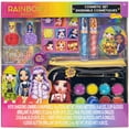 thumbnail image 1 of Rainbow High - Set de maquillaje Townley Girl con bolsa para paleta. Incluye brillo de labios, esmalte de uñas, sombra de ojos y mucho más. Para niñas a partir de 6 años. Perfecto para fiestas, pijama, 1 of 1