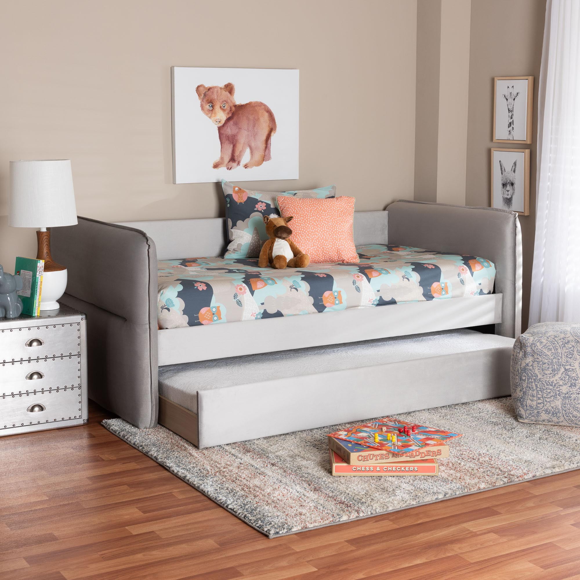 Baxton Studio Finch Modern Daybed, Full/Twin, Light Grey