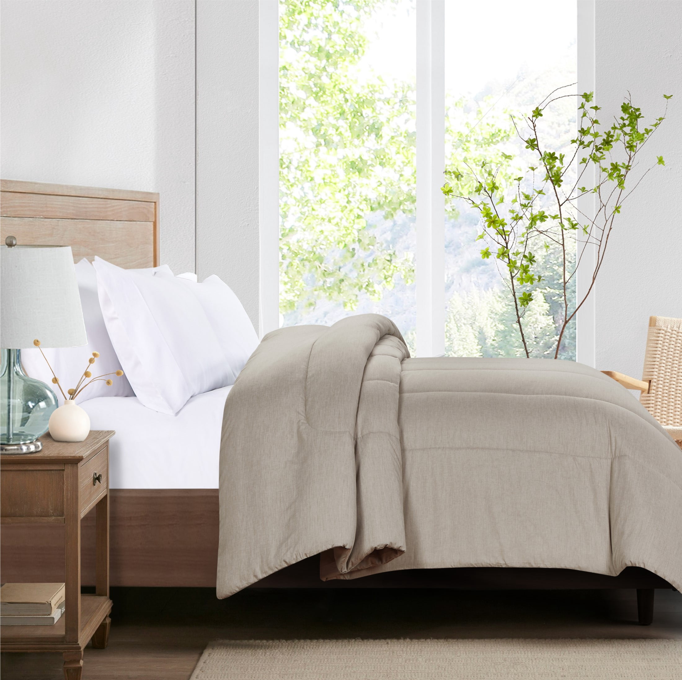 Mainstays Super Soft Microfiber Reversible Comforter, Full/Queen, Tan, 1 Piece