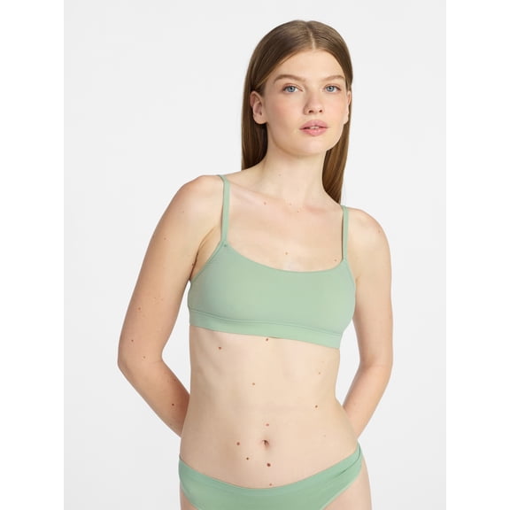 No Boundaries Fit Stretch Scoop Bralette, Women's XS-3XL