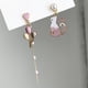 thumbnail image 1 of Pendientes colgantes de animales bonitos con flores de estilo coreano para mujer, Luna, estrellas, gatito, conejo, globo, pendiente asimétrico, regalo de joyas de fiesta Tan Jianjun  unisex, 1 of 2