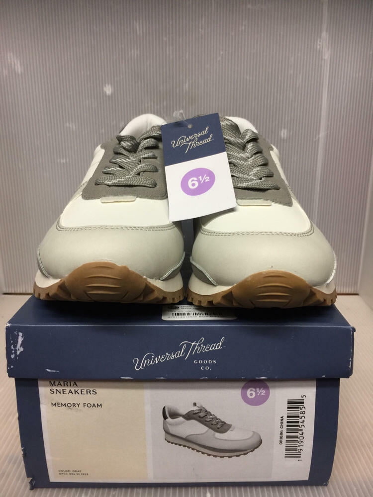 universal thread tennis shoes