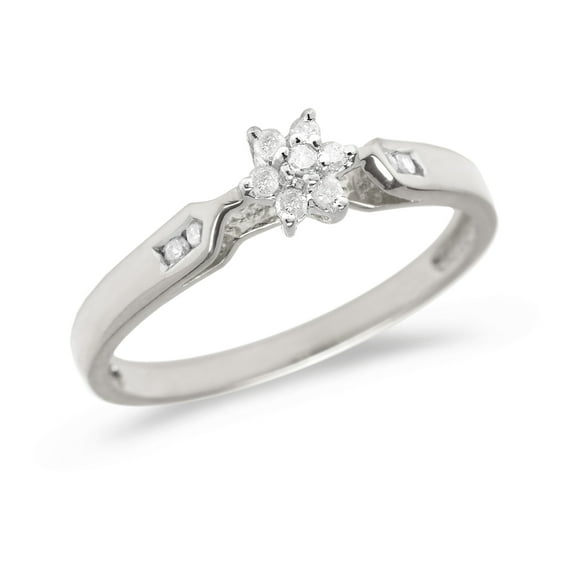 14K White Gold Diamond Cluster Ring