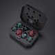 thumbnail image 3 of Juego de 7 dados poliédricos luminosos para adultos, ideales para juegos de rol y D&D. Incluye caja de carga., 3 of 4