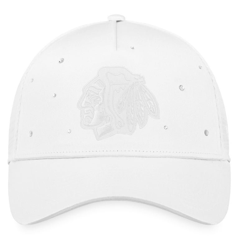 Women's Fanatics White Chicago Blackhawks Winter Lights Trucker Snapback Hat Women's Fanatics White Chicago Blackhawks Winter Lights Trucker Snapback Hat