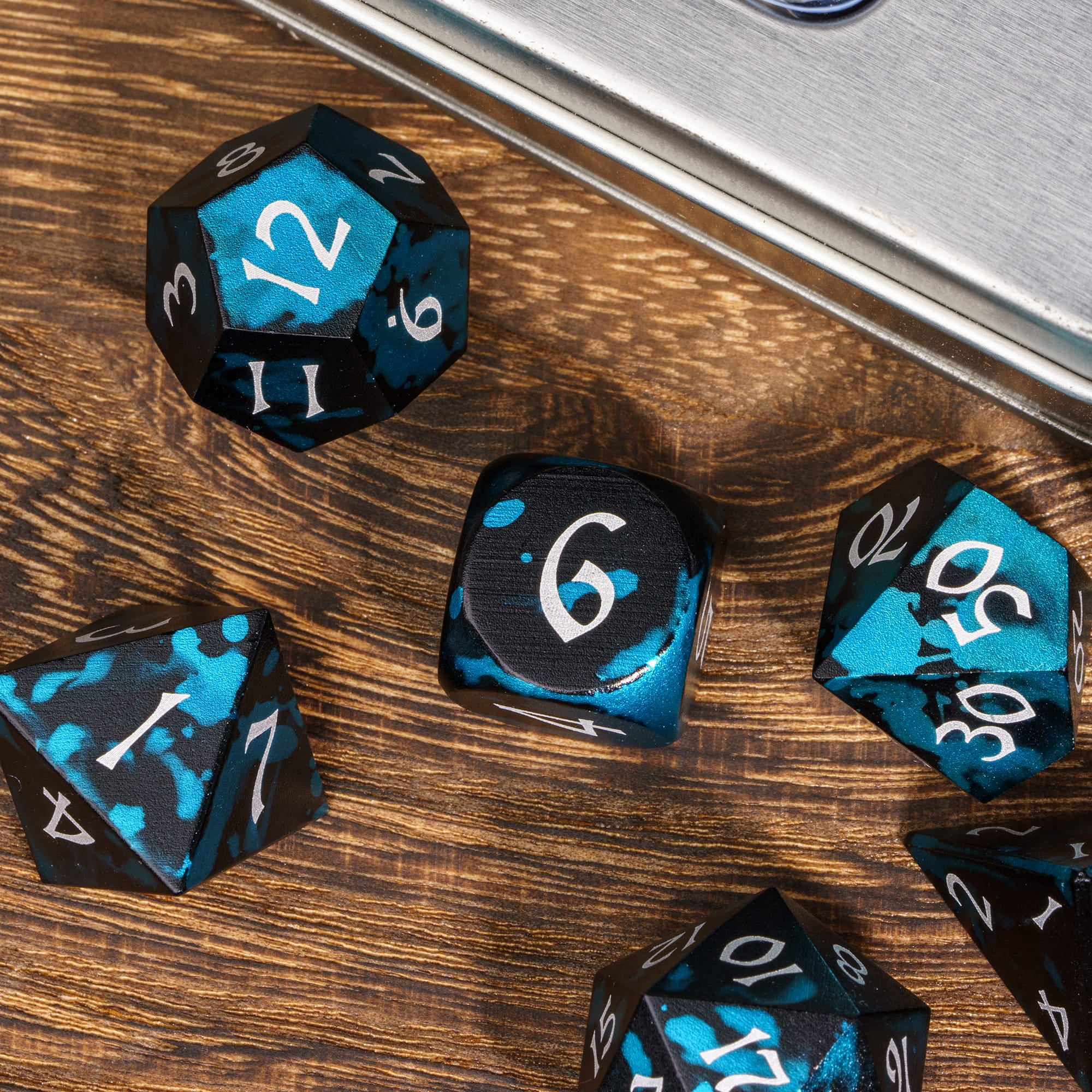 Cusdie 7-Die DND Dice Set - Premium Aluminum Metal Dice Polyhedral D&D Dice Set for Dungeons and Dragons TTRPG Role Playing Games