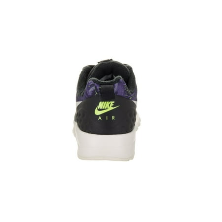 Nike Women's Air Max Motion LW ENG Running Shoe | Walmart Canada Nike Women's Air Max Motion LW ENG Running Shoe | Walmart Canada