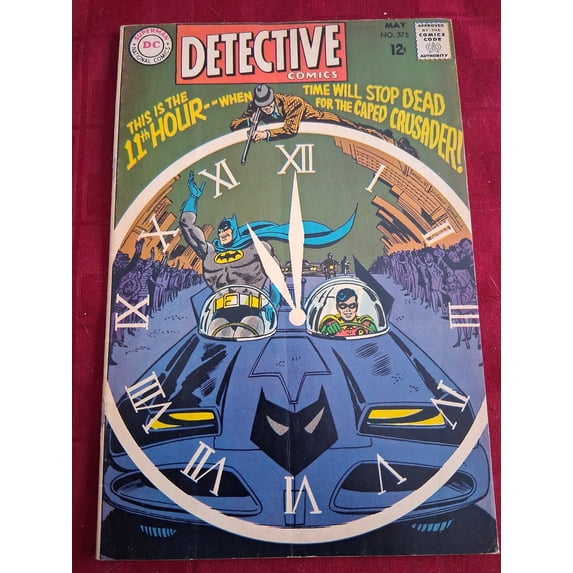 Detective Comics #375 Comic Book