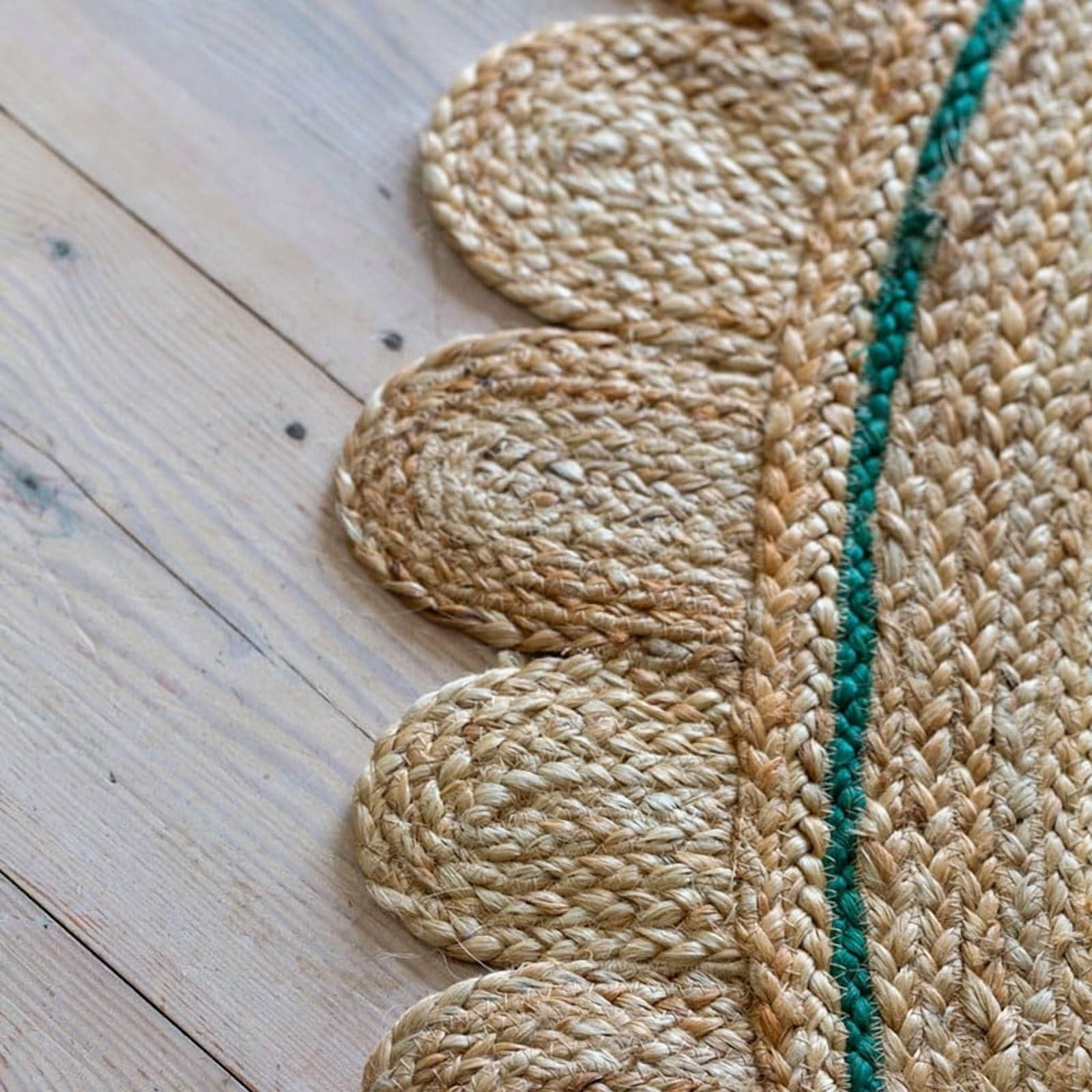 Scalloped Oval Jute Area Rug , Reversible Eco-Friendly Boho Rug for Living Room, Bedroom, Dining Room, Entryway, Kitchen, Green Border Inside, 9 X 12 FT
