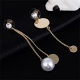 thumbnail image 2 of Pendientes largos asimétricos de aleación de perlas de imitación elegantes de mujer con aguja de plata S925, 2 of 7