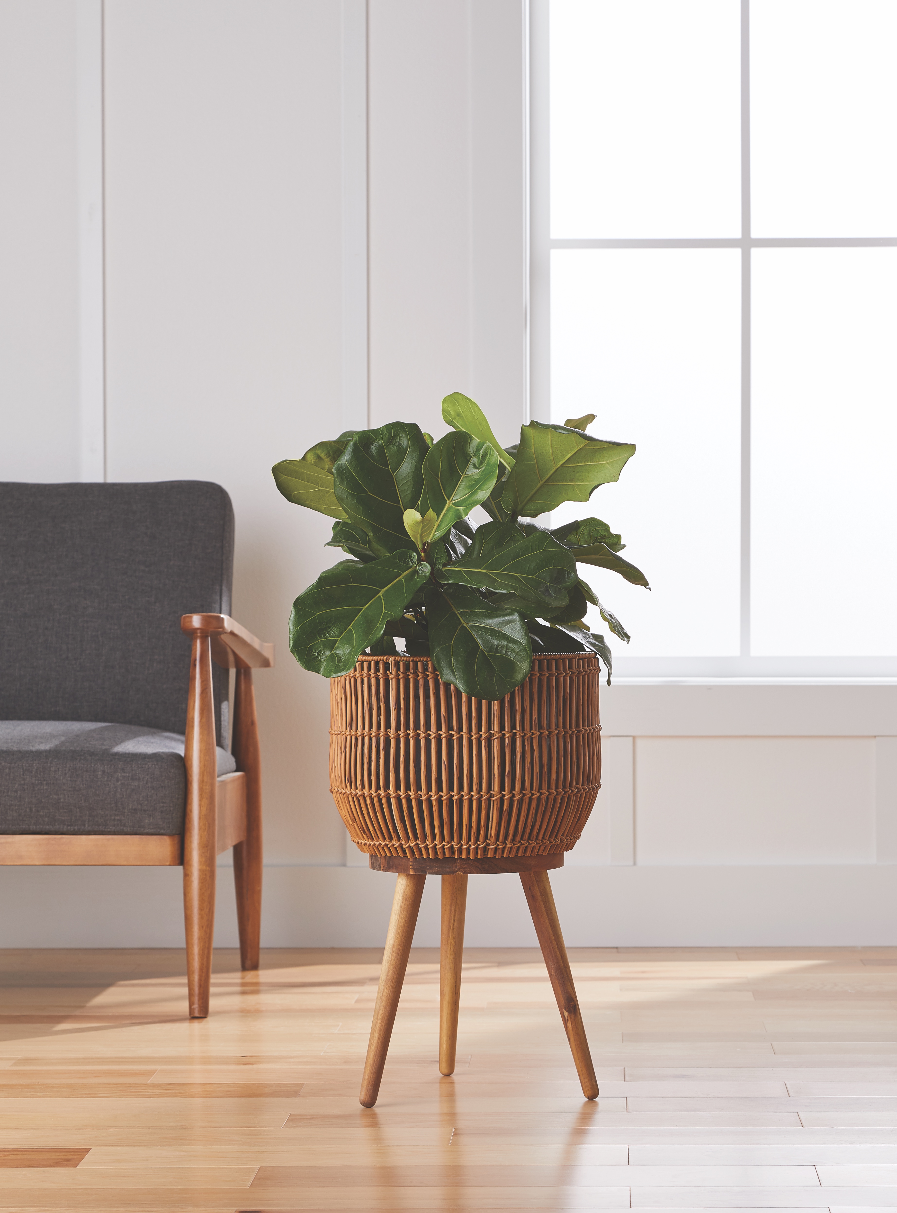 Better Homes & Gardens 13 Inch Round Brown Resin Rattan Planter & Stand with Acacia Wood Legs