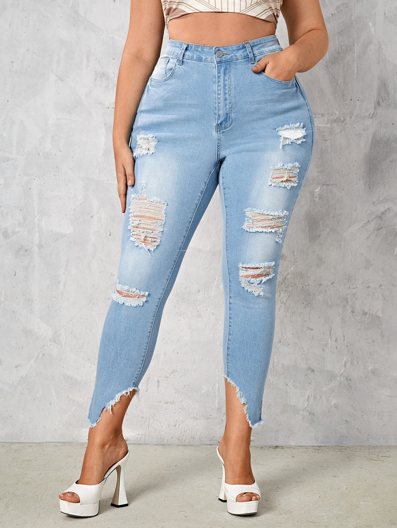 Light Wash Women's Plus Size Ripped 