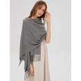 thumbnail image 3 of Foulard Femme Chaude d'Automne en Coton Uni avec Pompons / Franges (Gris), 3 of 5