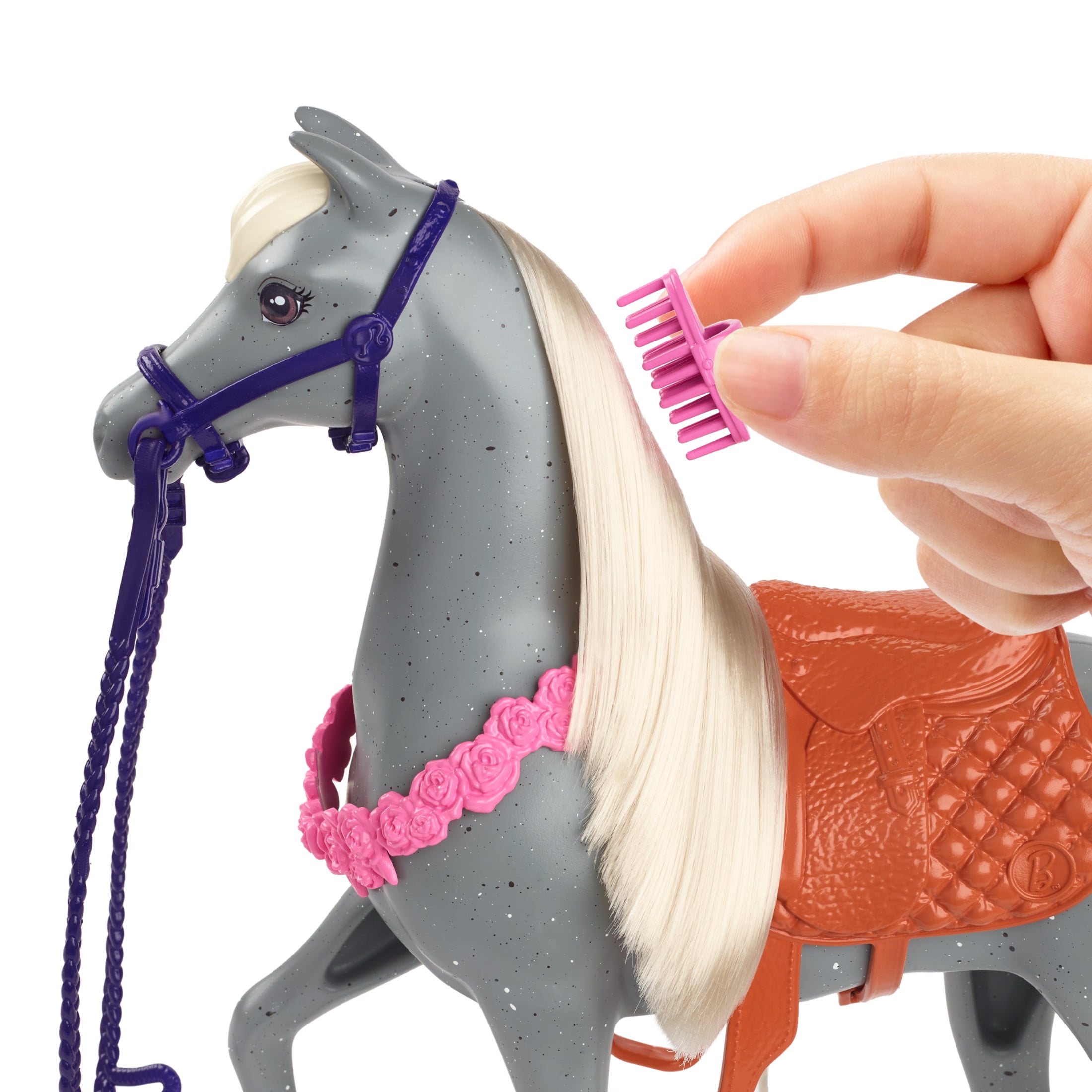 Barbie World Horse Stable Playset with Toy Horse, Jump, & Accessories, 7-Piece Set [Walmart Exclusive]