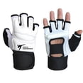 thumbnail image 1 of Guantes de boxeo MMA, guantes de medio dedo, guantes de fitness para hombres, guantes de lucha para niños, guantes de taekwondo para mujeres, protectores de pies, 1 of 6