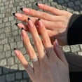thumbnail image 1 of 24 piezas de uñas postizas de almendra, cortas, con purpurina negra, patrones de uñas French Presson, bonitas uñas postizas desnudas, cortas con pegamento para uñas, StilettoStickon, uñas para mujeres, 1 of 5